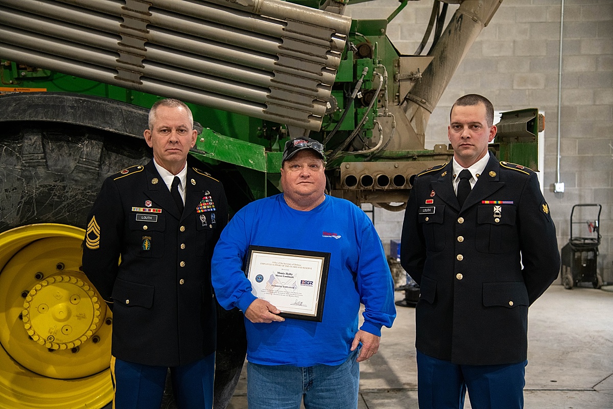 Monty Heiby Receives Patriotic Employer Award from U.S. Office of Secretary Defense (OSD)
